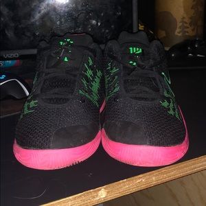 Kyrie basketball shoes